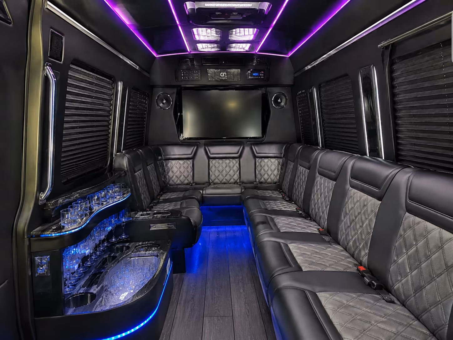 employee shuttles and recurring corporate routes in shelby